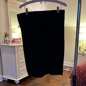 Max Studio Elegant Black Pencil Skirt size L
